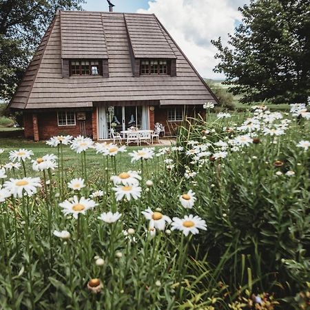 Valley Lakes Chalets 安德伯格 外观 照片